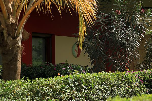 Les Amaryllis Hotel M'Bour Exterior photo
